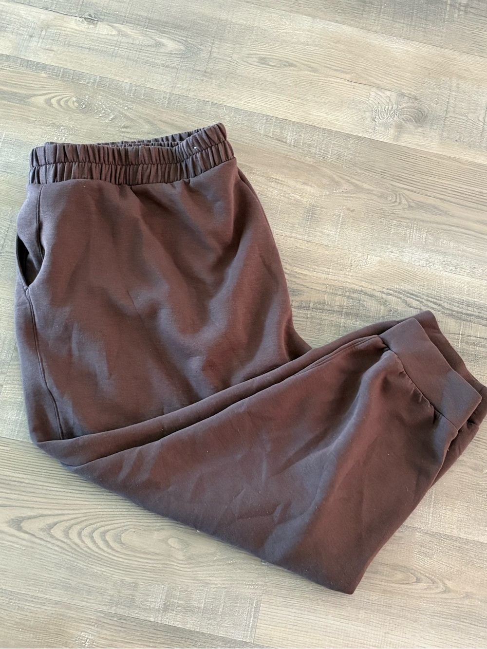 Old Navy Women's Dark Brown Jogger Sweatpants